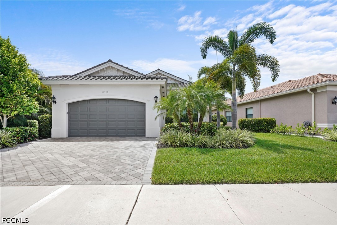 11536 Foxbriar Lane