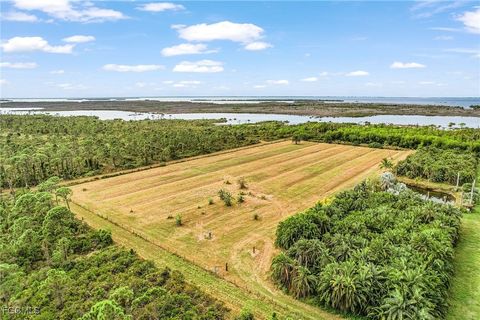 6251 Stringfellow Road St James City FL 33956