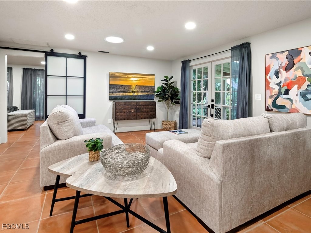 1046 Sperling Avenue