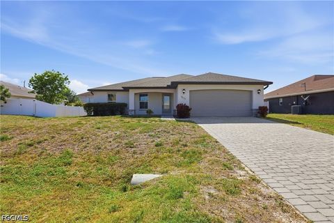 Tiny photo for 2812 NE 2nd Place, Cape Coral, FL 33909 (MLS # 2026020089)