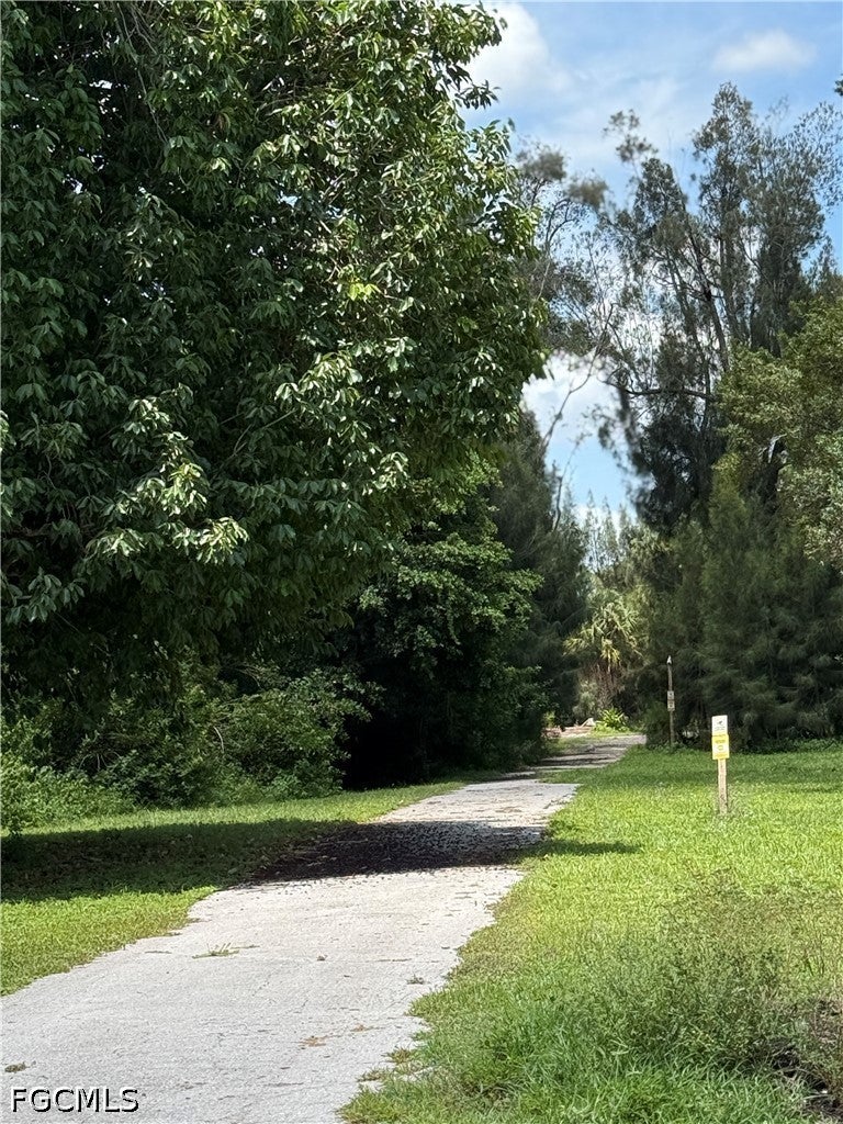 1325 Laurel Drive