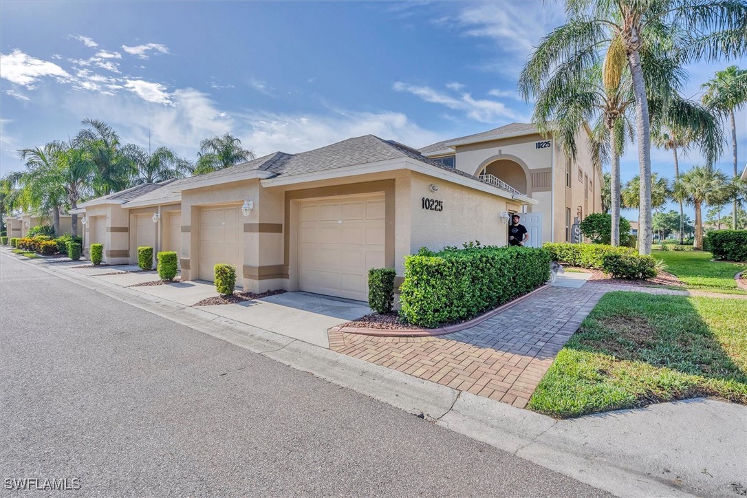 10225 Bismark Palm Way 1626