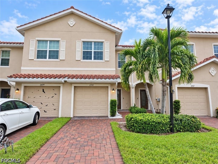 Photo 1 of 25 — 2703 Blossom Way, Naples, FL 34120