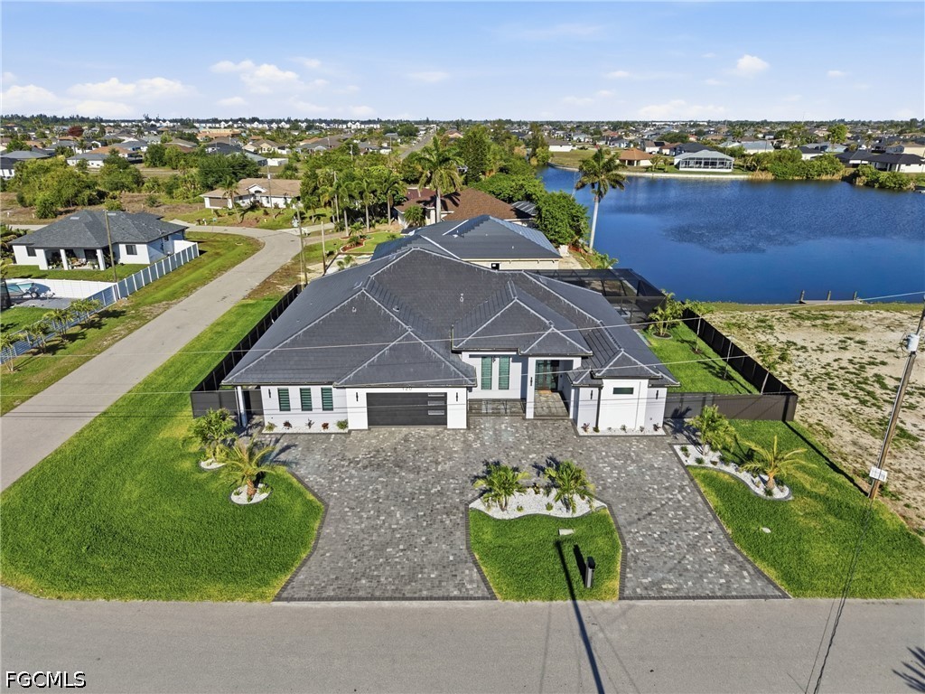 120 SW 9th Avenue