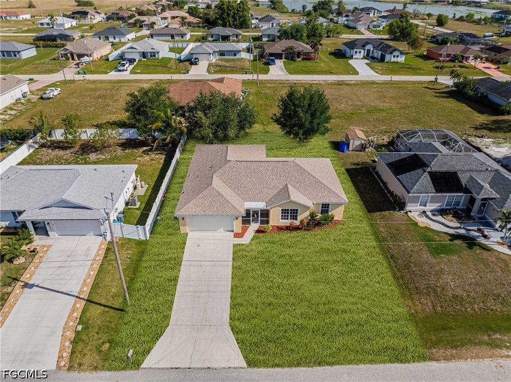 323 NW 10th Street