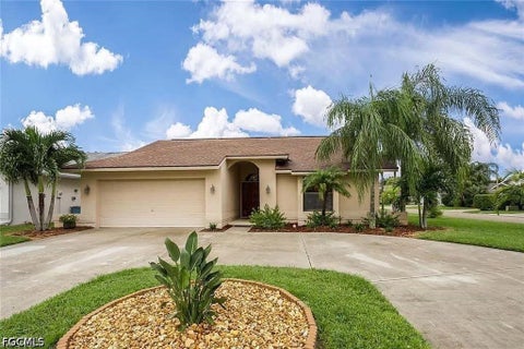 Photo of 13260 Greywood Circle, Fort Myers, FL 33966 (MLS # 2026038578)