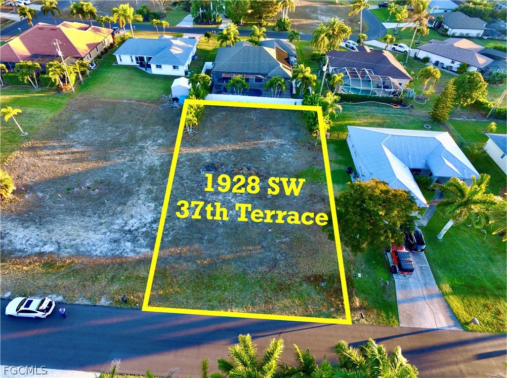 1928 SW 37th Terrace