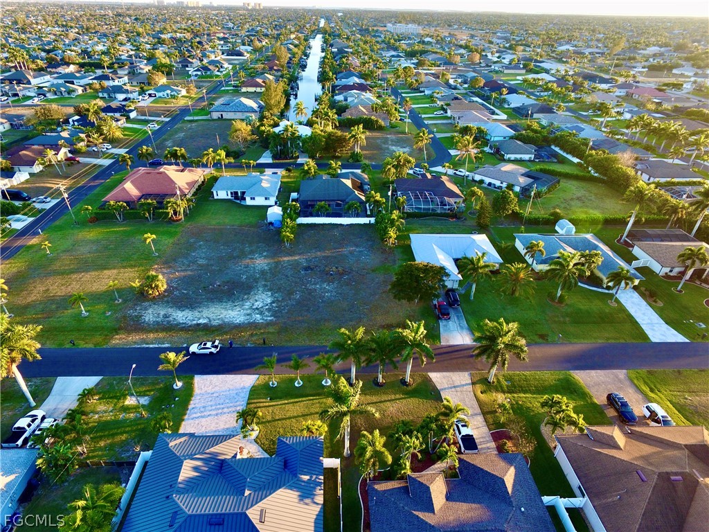 1928 SW 37th Terrace