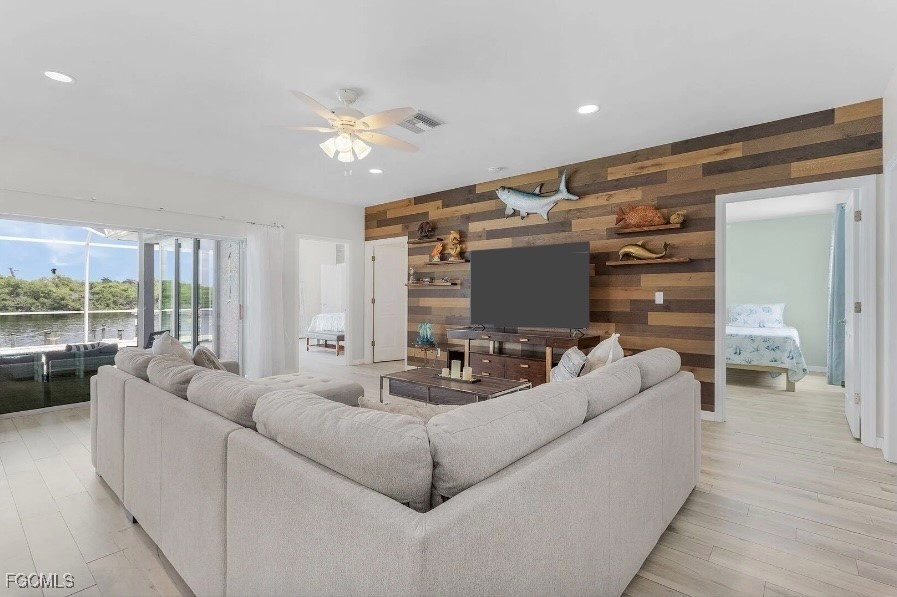 4885 E Riverside Drive