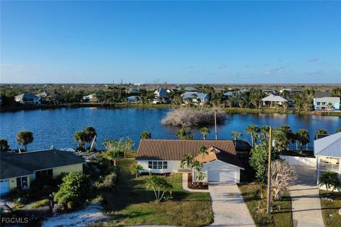 421 Lake Murex Circle Sanibel FL 33957