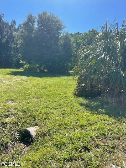 Tiny photo for 2901 Cocos Avenue, Fort Myers, FL 33901 (MLS # 2026043206)
