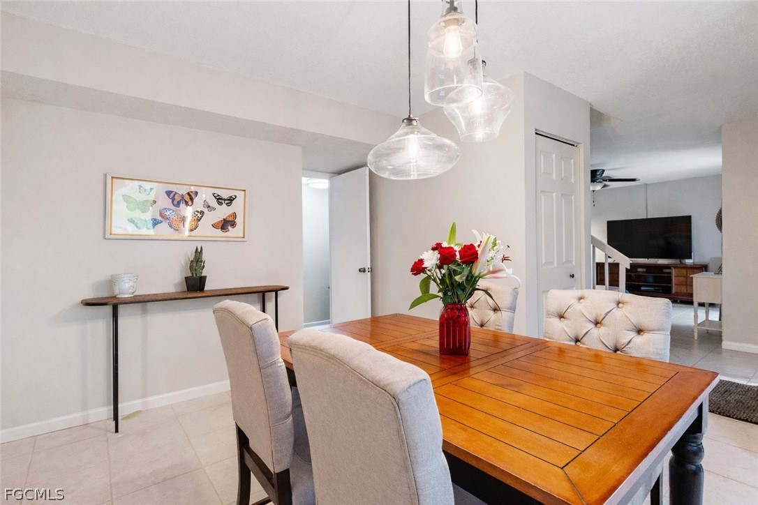 5258 Cedarbend Drive 2