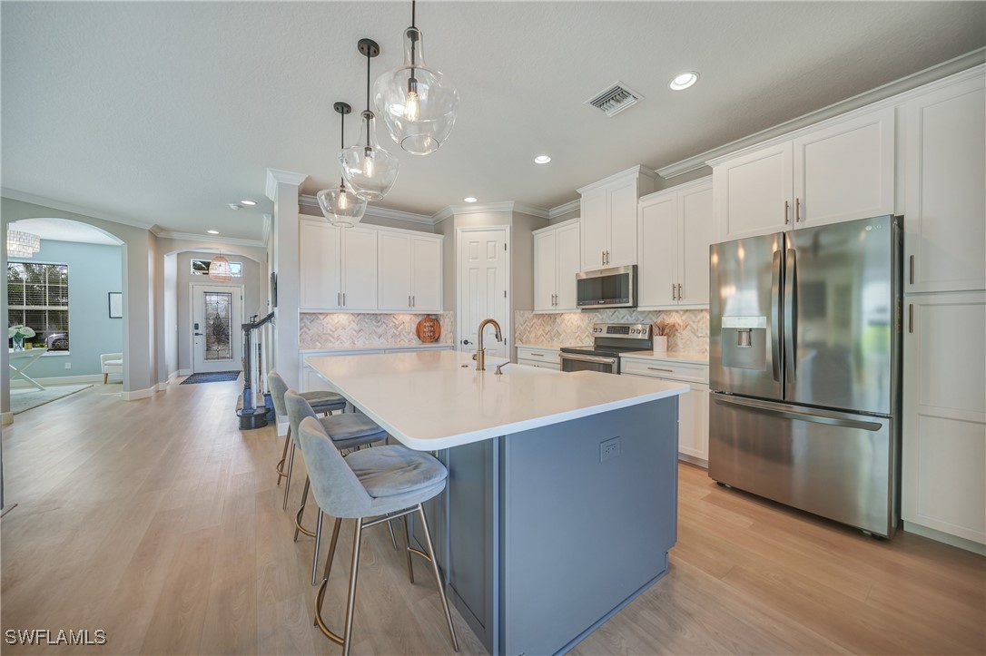 2737 Lambay Court