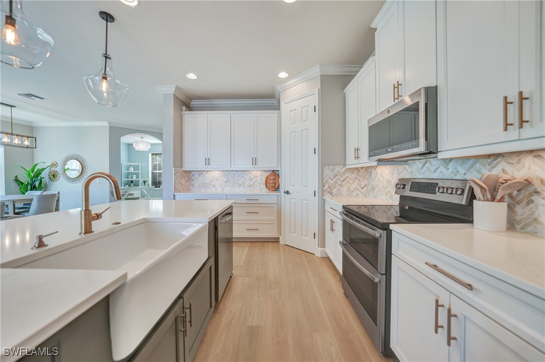 2737 Lambay Court