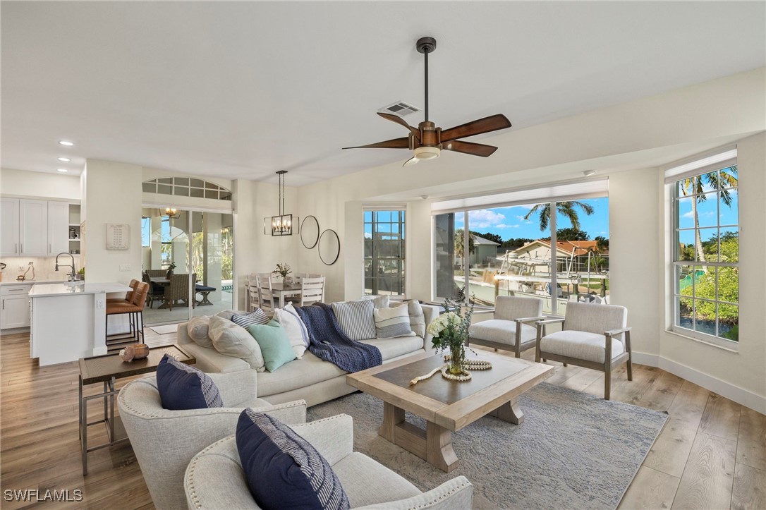 5661 Harborage Drive