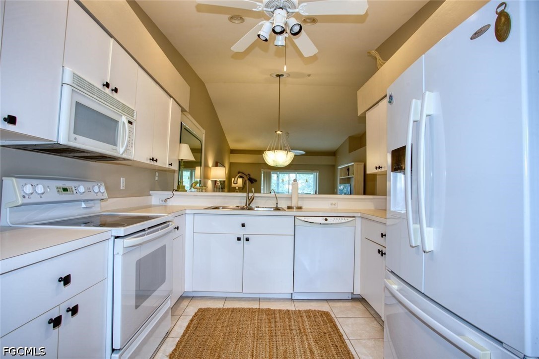 8083 Queen Palm Lane 425
