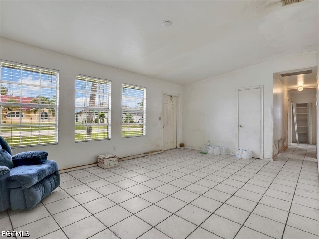 334 SW 28th Terrace