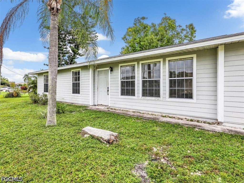 334 SW 28th Terrace