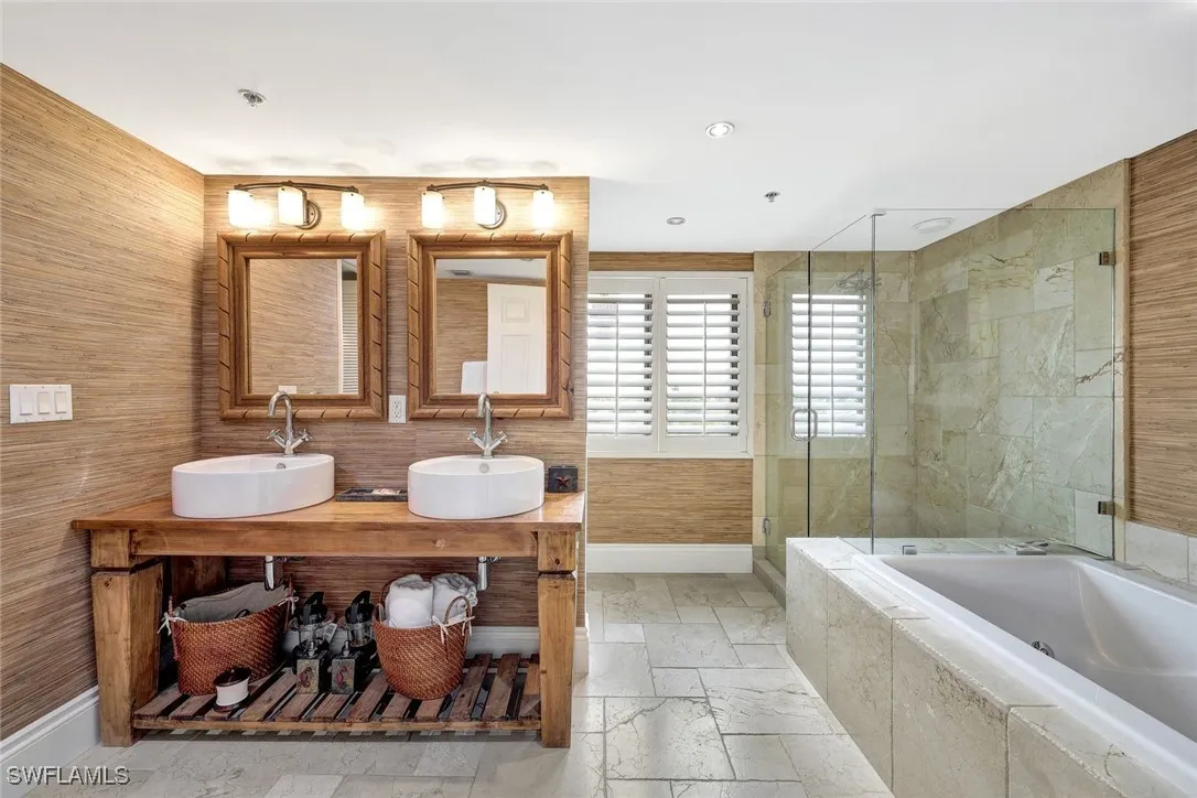 Marco Island, Florida, 34145, United States, 3 Bedrooms Bedrooms, ,2 BathroomsBathrooms,Residential,Active,1945430