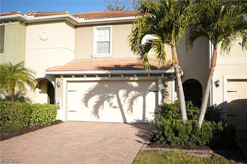 12109 Palm Cove Street Fort Myers FL 33913