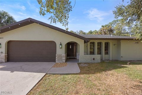 611 Henry Avenue Lehigh Acres FL 33972