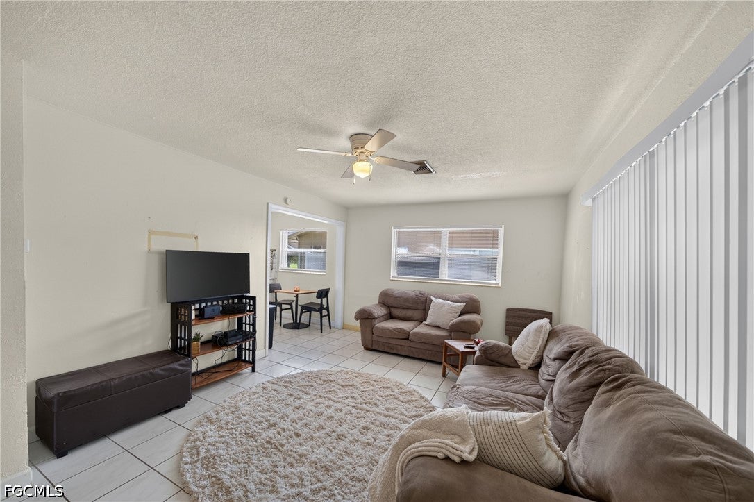 1306 SE 40th Terrace