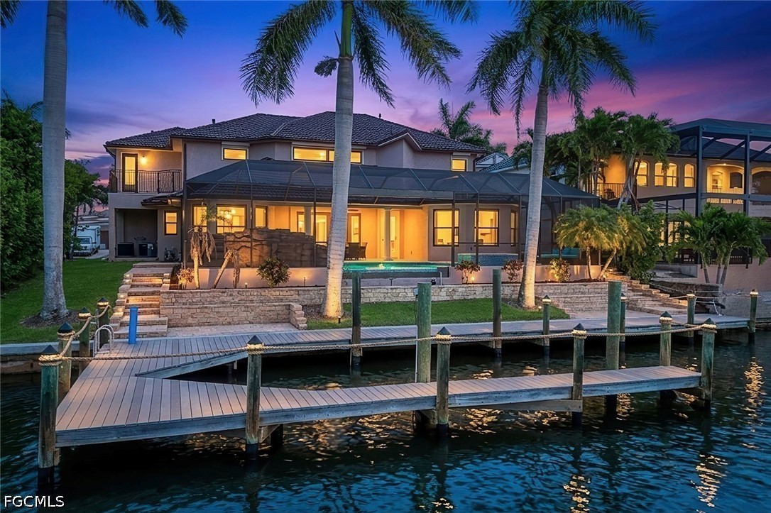 5332 SW 28th Place