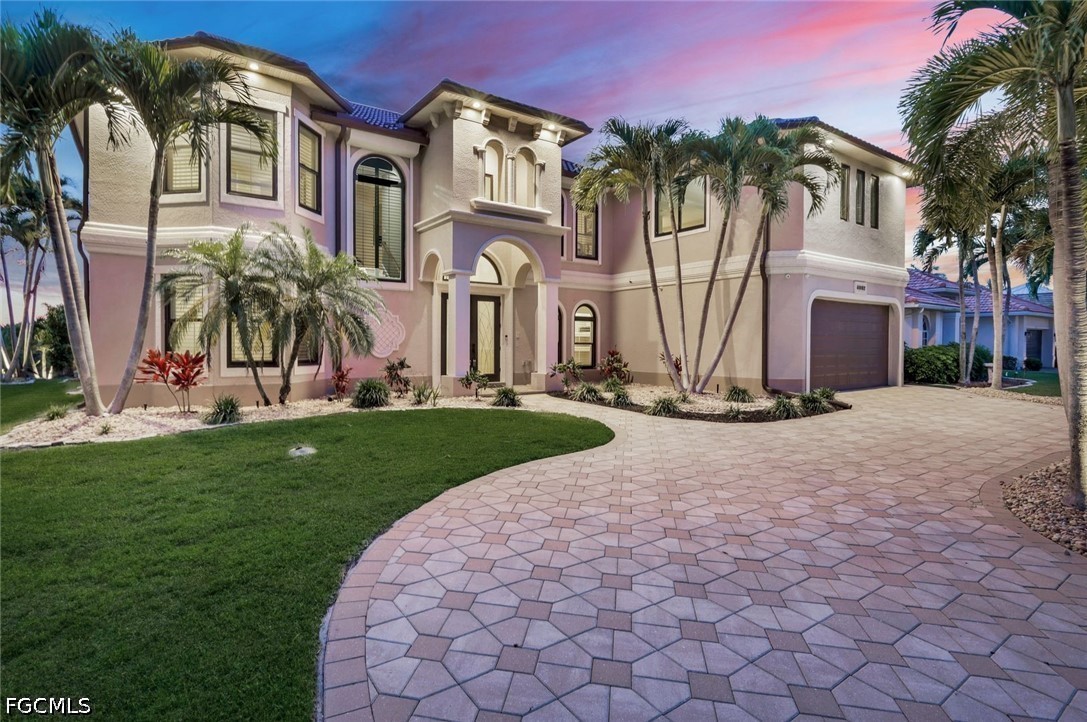 5332 SW 28th Place