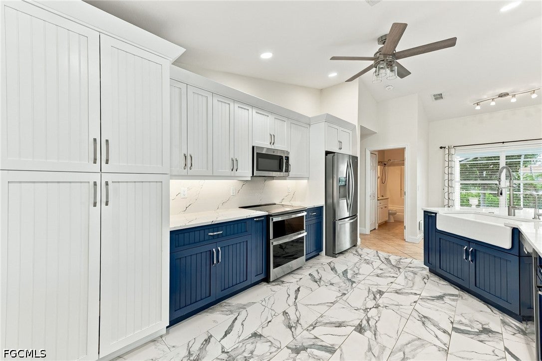 919 NW 6th Place