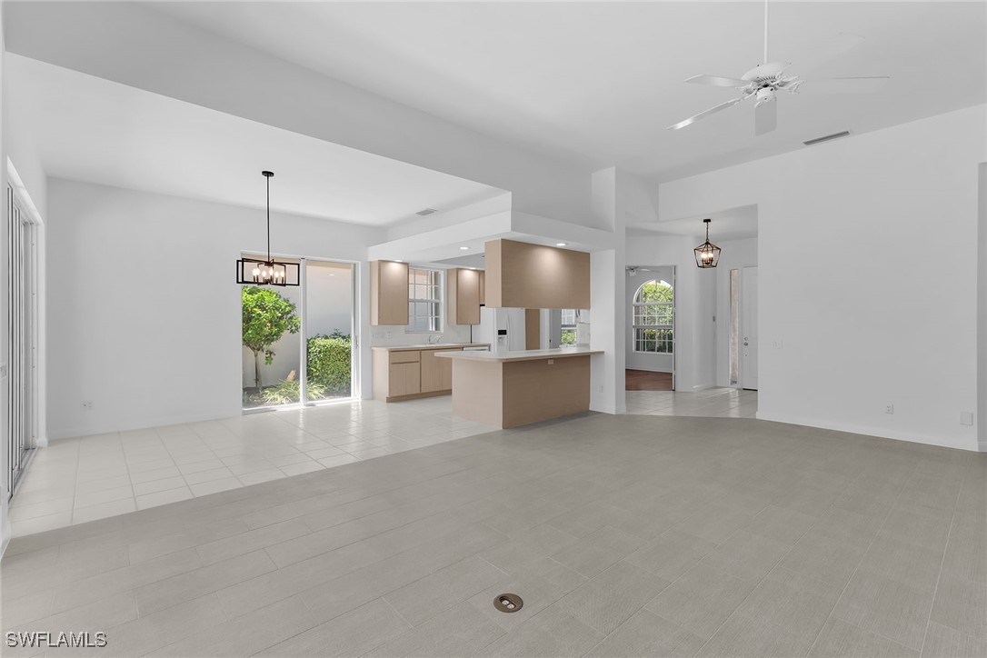 3850 Huelva Court