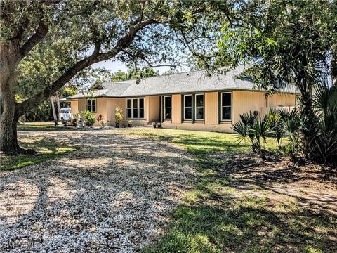3695 Hyde Park Court Fort Myers FL 33908