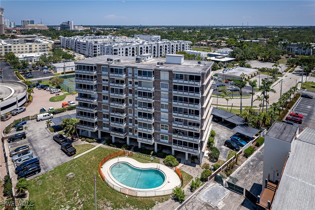 2350 W 1st Street 205