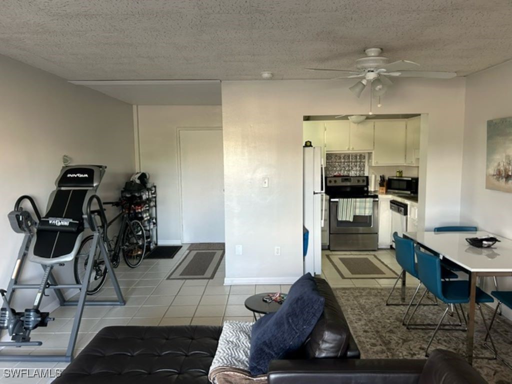 2350 W 1st Street 205