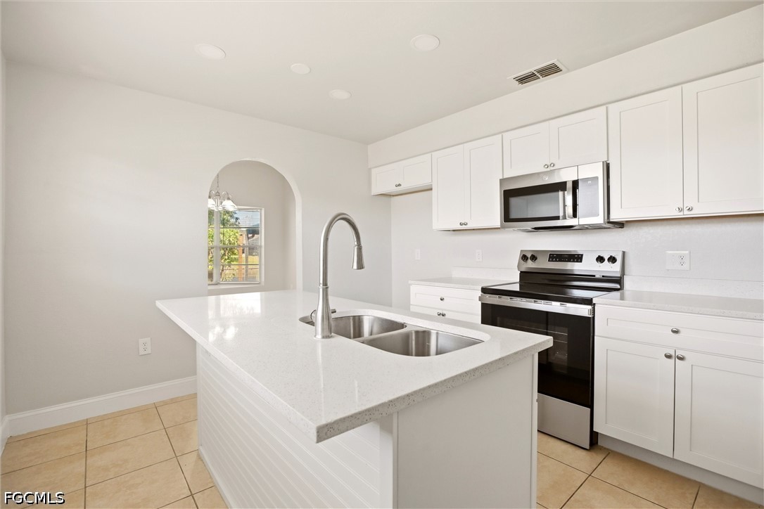 2225 Isle Of Pines Avenue