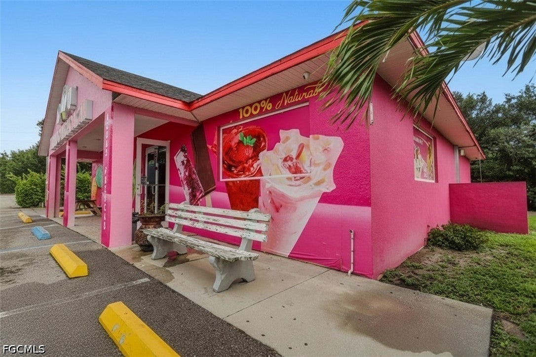 155 W Cowboy Way