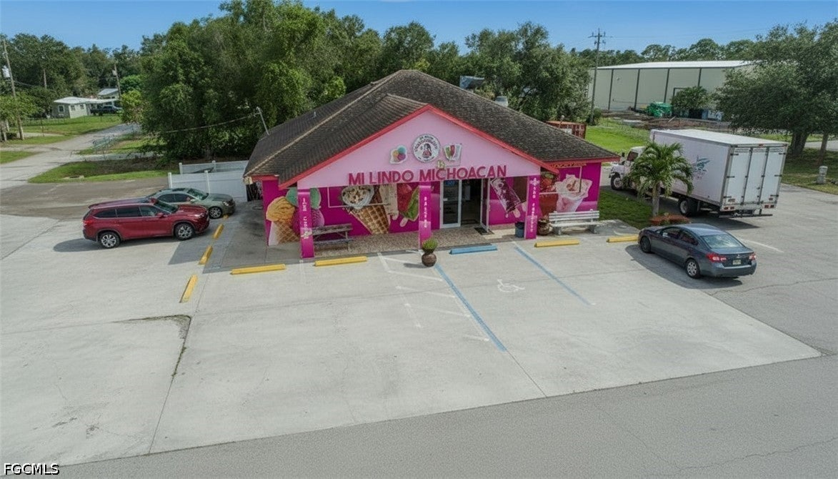 155 W Cowboy Way