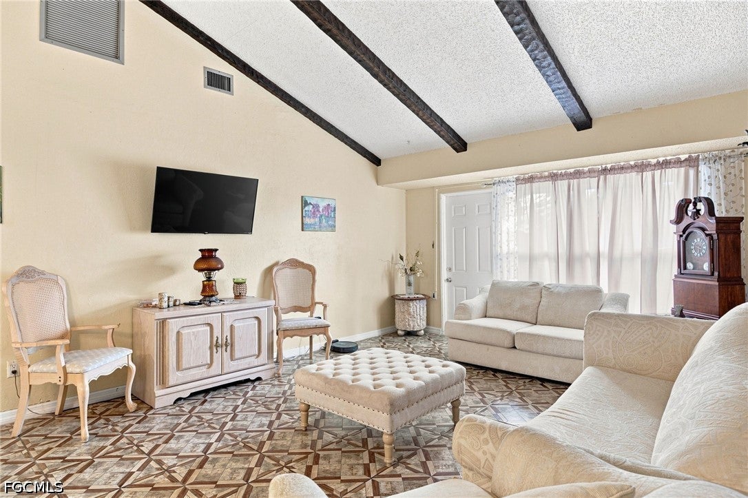 1631 Country Club Parkway