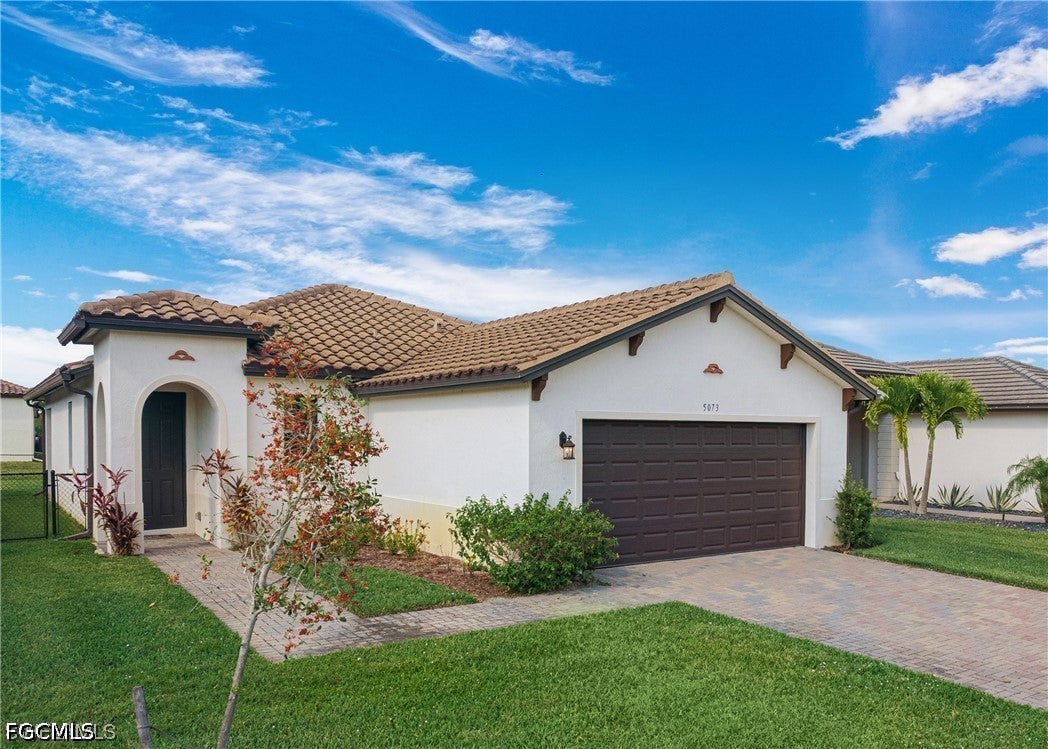 5073 Arancia Lane