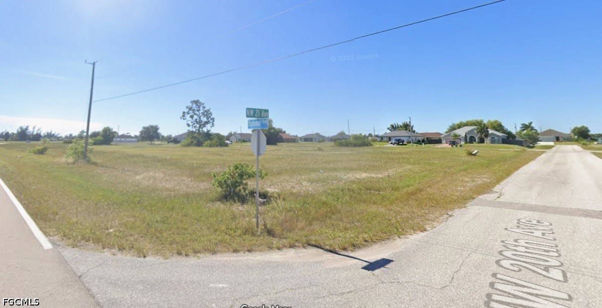 2101 & 2105 Diplomat Parkway W