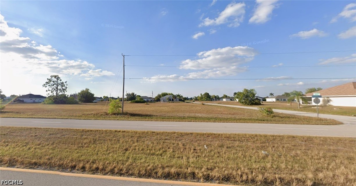 2101 & 2105 Diplomat Parkway W