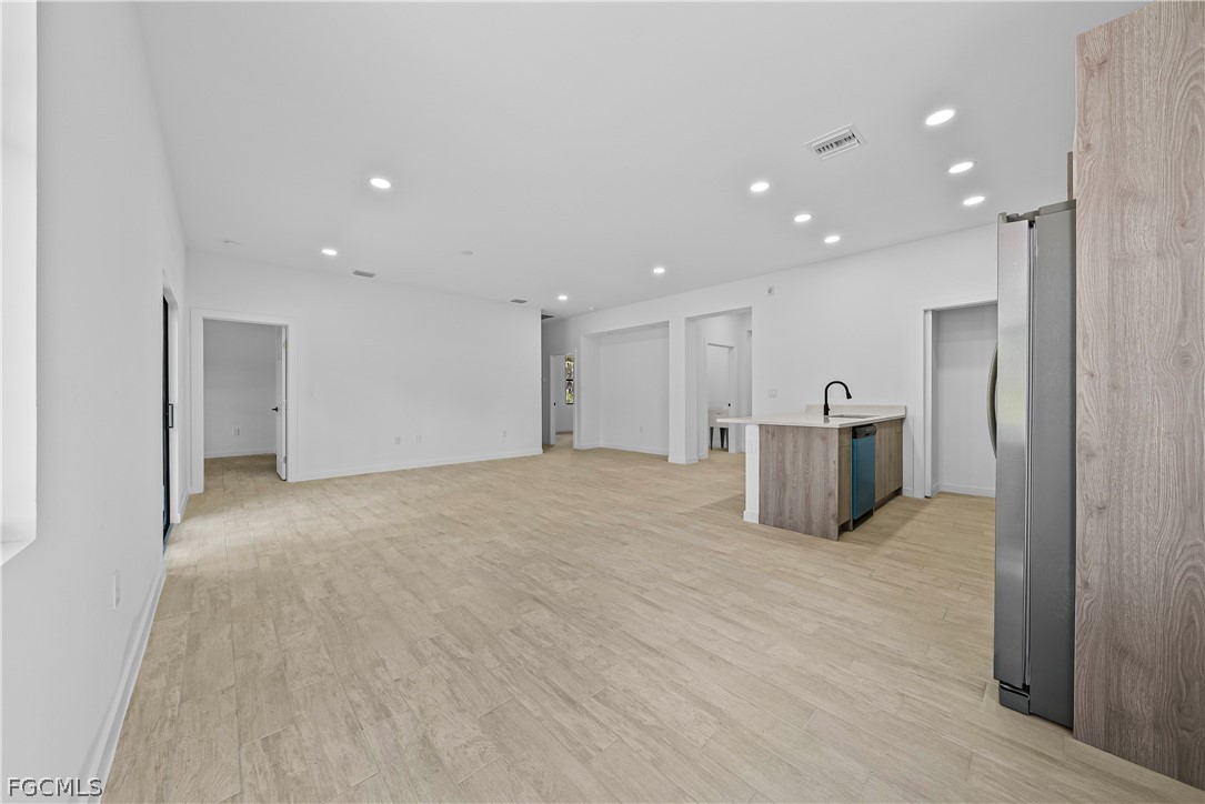 3304 69th Street W