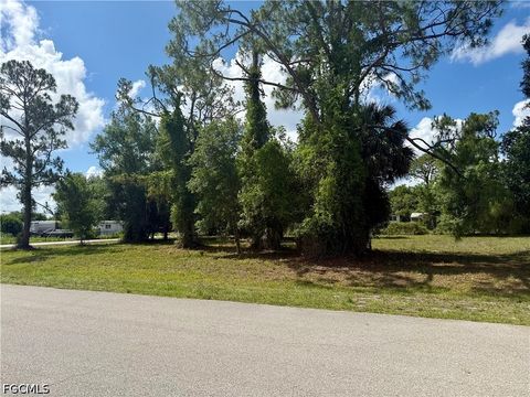 Tiny photo for 8270 Ebson Drive, North Fort Myers, FL 33917 (MLS # 2026022972)