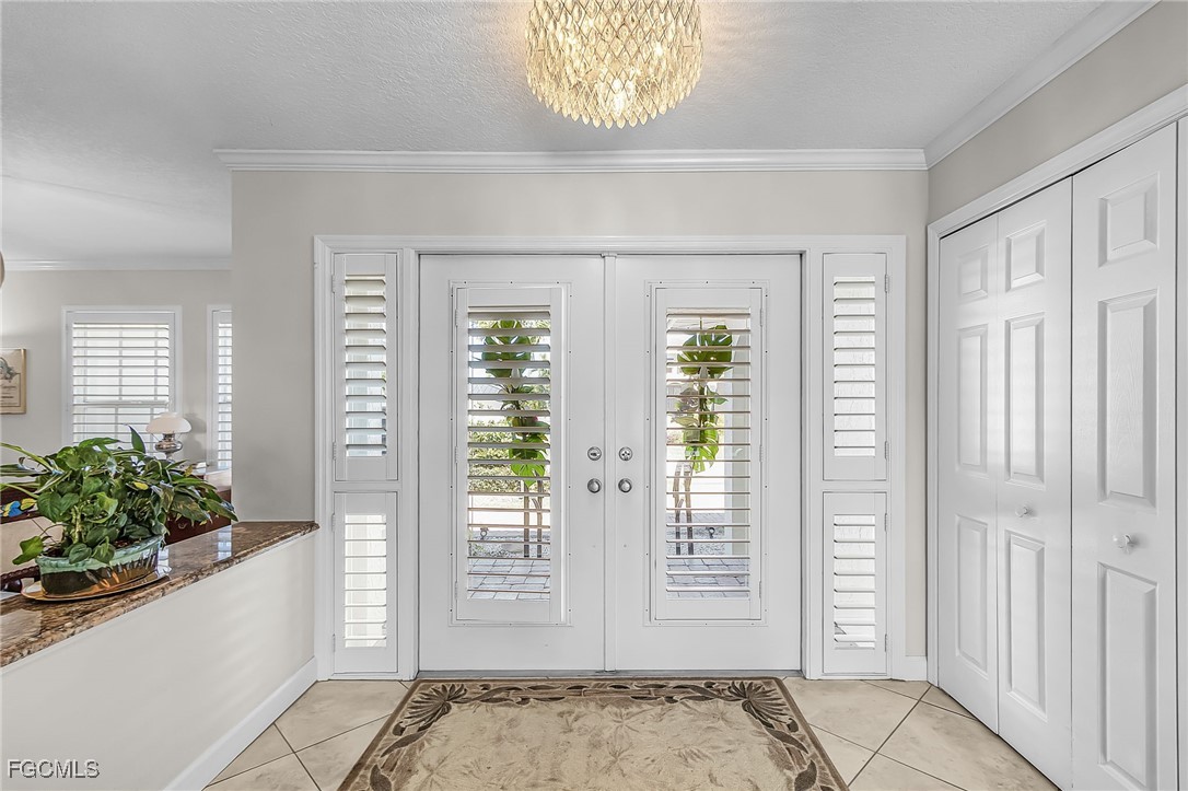 2085 El Cerito Court