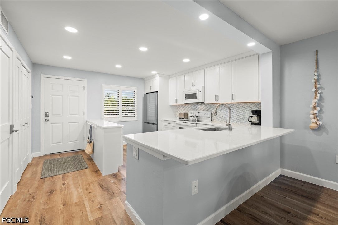 979 E Gulf Drive 242