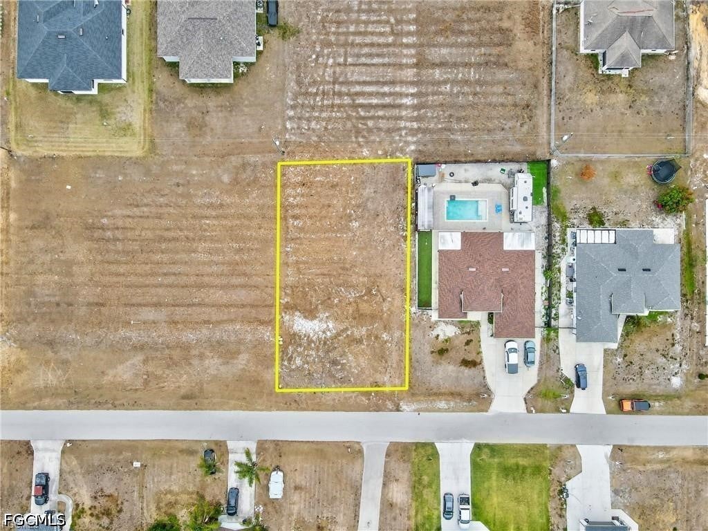 4607 6th Street W