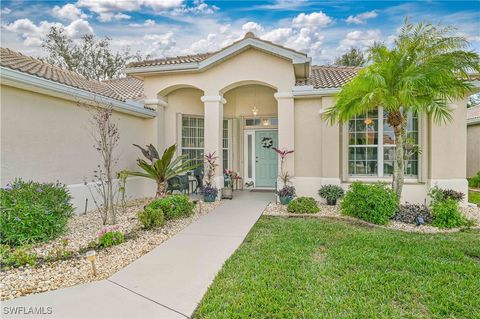 2070 Rio Nuevo Drive North Fort Myers FL 33917