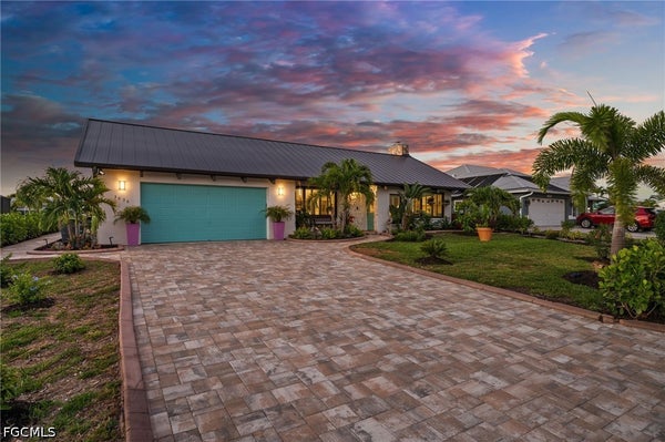 3638 PINETREE DR, ST JAMES CITY, FL 33956 - Image b86ffaf56e894cb4adae8bfcfce0532c/3571816480