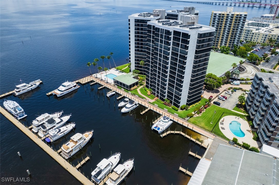 1900 Virginia Avenue 102