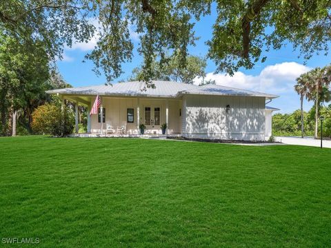16970 Laurelin Court North Fort Myers FL 33917