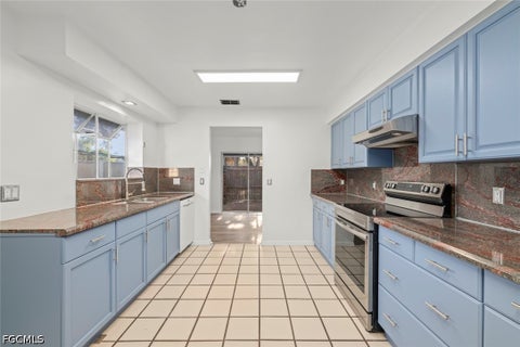Tiny photo for 5840 CRABWOOD Court, Fort Myers, FL 33919 (MLS # 2026038815)